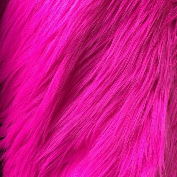 AmericasBestFur Other Faux Fur Hot Pink Luxury Oval Shape Area Rug